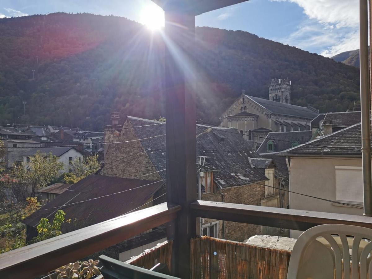 Beau T3 Place Parking, Vue Degagee Proche Centre Bagnères-de-Luchon Kültér fotó